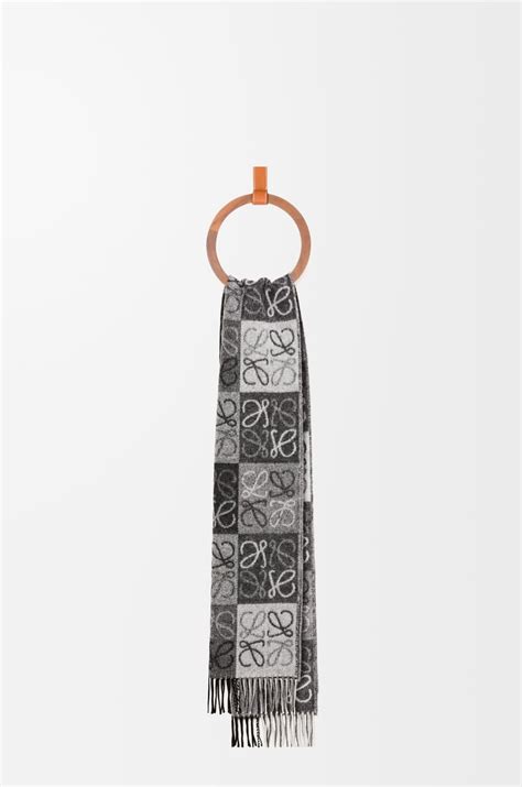 Scarf in wool and cashmere Black - LOEWE