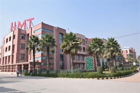 B Tech Colleges 的图像结果