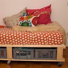 Einfaches Sofa Selber diy sofa mit stauraum sofa selber bauen selber Einfaches Sofa Selber diy sofa mit stauraum sofa selber bauen selber