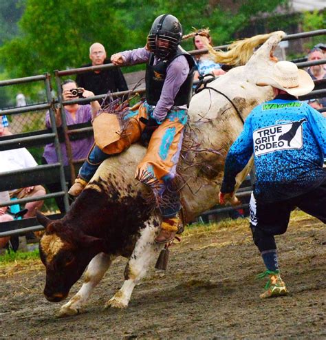 Bucking tradition: Elite Lady Bull Riders debut at Fauquier Fair ...