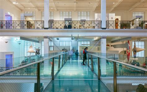 Science Museum Display 的图像结果