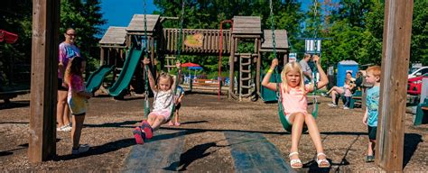 Stay at Jellystone Park™ Harrisville Camp-Resort | Harrisville, PA