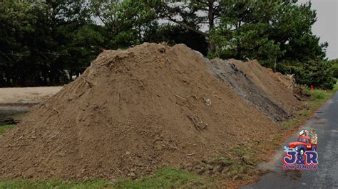 Dirt Removal Phoenix AZ | JnR Junk Removal