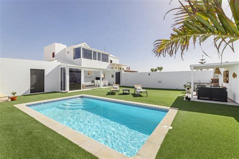 THE BEST Playa Blanca Swim-up Rooms & Private Pools