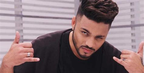 From Being A Salesman To Taking His Dads Help, Raftaars Story Proves ...