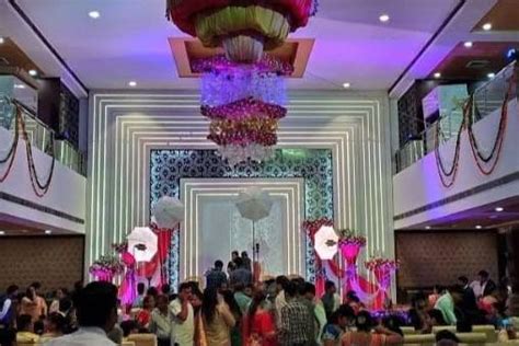 Maharaja Agrasen Bhavan, Shahganj - Venue - Lohamandi - Weddingwire.in
