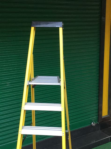 TACKLERS|LADDERS FOR INDUSTRIAL&DOMESTIC USE|INDUSTRIAL STEP PL LADDER