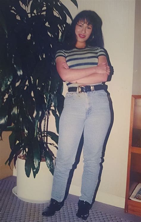 Pin by Liz Young on Selena Quintanilla Perez | Selena quintanilla ...