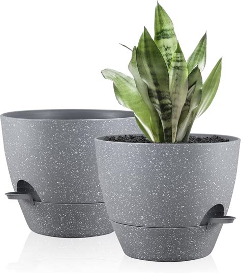 Large Plastic Plant Pots With Drainage Holes at Santiago Vanmatre blog
