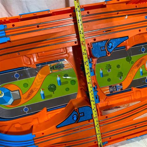 Hot Wheels Carrying Case Slot Car Race Track Set(s)