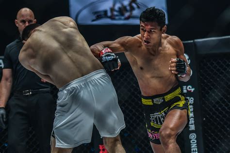 ‘स्मोकिन’ जो नाटावट Vs. ल्यूक लेसेई: ONE Fight Night 17 में जीत के 4 ...