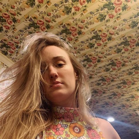 Is Ashley Johnson Related To Don Johnson? Family Tree