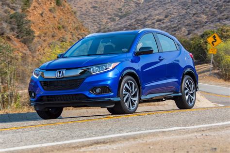 Best Small SUVs: Top-Rated Compact SUVs for 2021 | Edmunds