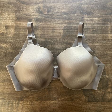 Soma Intimates Vanishing Back Full Coverage Bra 40DD … - Gem
