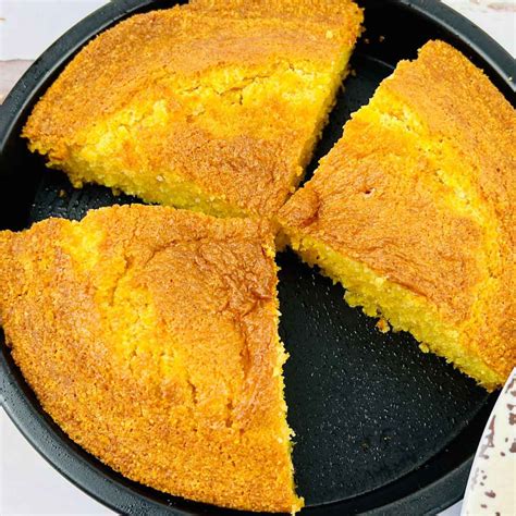 Air Fryer Cornbread - Simple Desserts