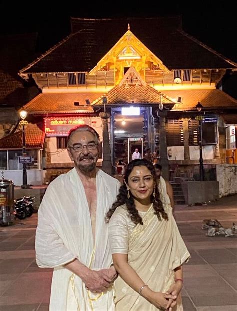 वो 5 भारतीय, किसी की 20 तो किसी की 27 साल छोटी है बीवी, चौंकाने वाला है ...