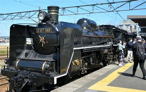 Dampflokomotive SL Banetsu Monogatari fährt wieder durch Fukushima