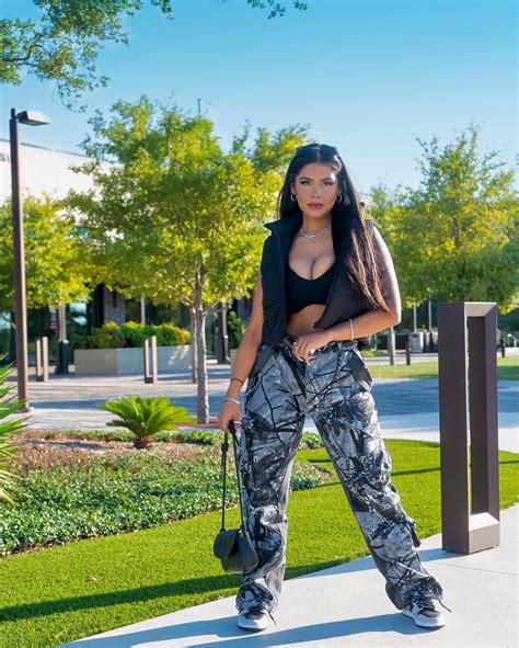 TW Pornstars - Elsaaababy. Twitter. 🫶🏽. 3:56 AM - 20 Oct 2022