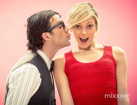 The Top 10 Worst Ways to Kiss a Girl | Mixxxer