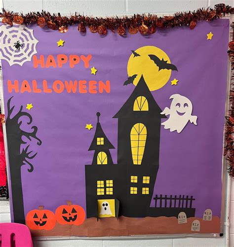 Halloween haunted house bulletin board – Artofit