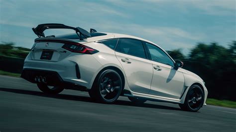 Honda Rolls Out FL5 Civic Type R Accessories - autoevolution