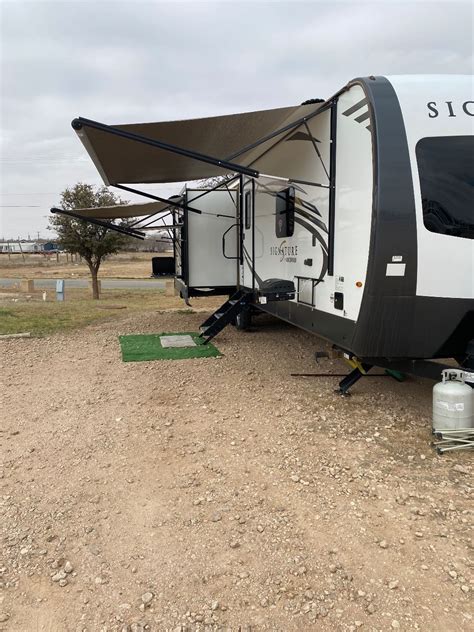 Estate Sale by Kim and Them in Midland, TX starts on 6/1/2023