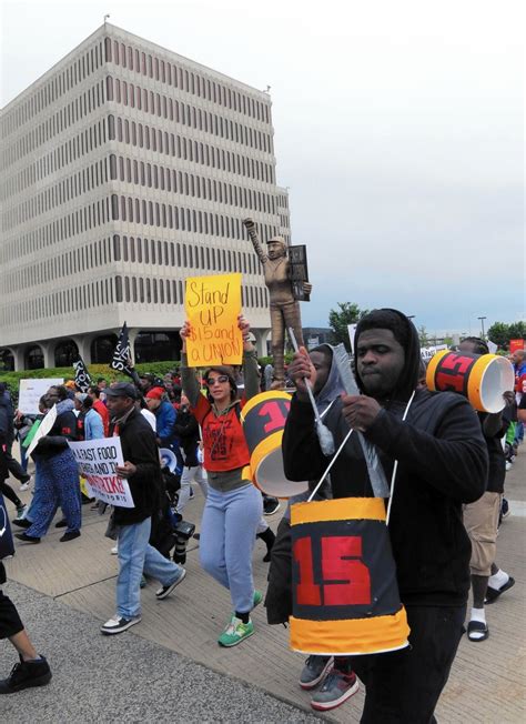 New movie theaters, elections top Oak Brook headlines for 2015 ...