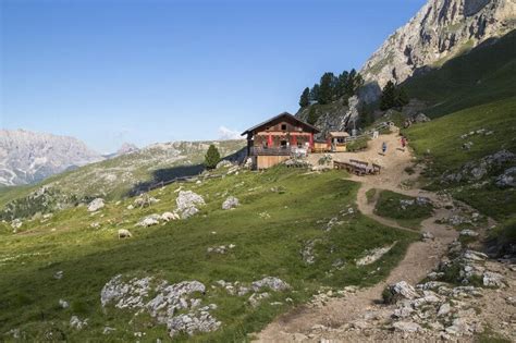 Mountain huts and Refuges - Sandro Pertini - Campitello di Fassa - Val di F