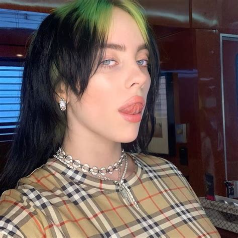 Billie Eilish - Wiki, Bio, Facts, Age, Height, Boyfriend, Net Worth