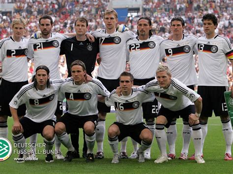 德国足球队-Euro 2012欧洲杯壁纸预览 | 10wallpaper.com