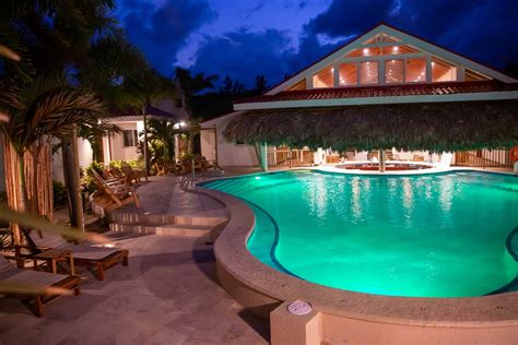 Ceiba Beach Resort Pool: Pictures & Reviews - Tripadvisor