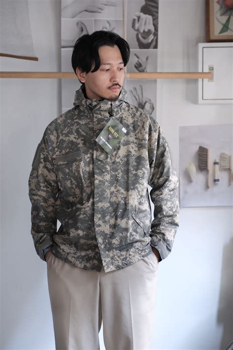 90's- -old- "MILITARY TEST SAMPLE" "GORE-TEX REVERSIBLE PARKA" "ACU ...