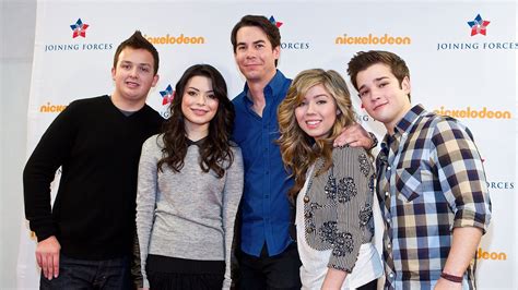 'iCarly' Revival Planned for Paramount Plus Streaming Service, Original ...