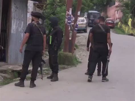 2 soldiers martyred in J&K’s Kulgam, 3 terrorists killed | Bhaskar English