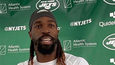 Pro Bowler C.J. Mosley works at New York pizzeria - al.com