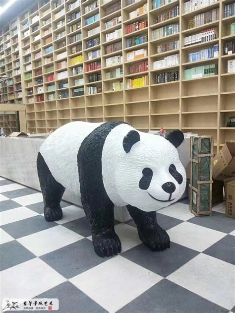 功夫熊猫玻璃钢雕塑_玻璃钢动物雕塑 - 杜克实业