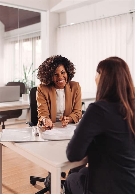 Insurance Agent Definition 的图像结果