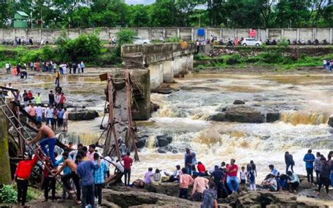 Pune Indrayani river bridge collapse: Two dead, 18 injured; NDRF leads ...