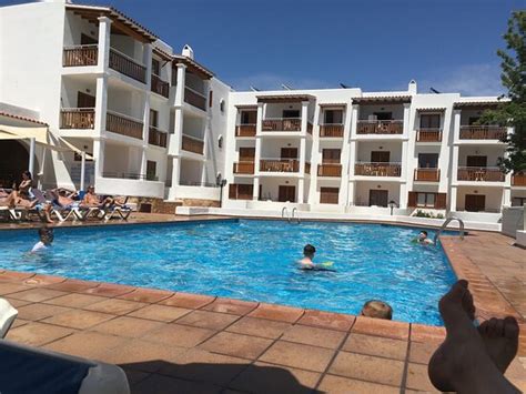 AZULINE APARTAMENTOS CAN SANSO (Ibiza/Santa Eulalia del Río ...