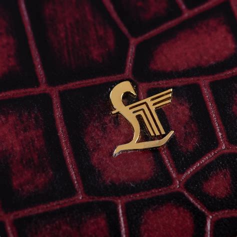 Luxury Jewellery Box with Lock | Velvet Jewellery Organizer with Hooks ...