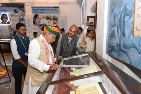 Press Release:Press Information Bureau