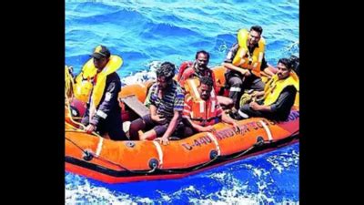 Chennai Coast: Boat Sinks Off Chennai Coast: 1 Dead, 8 Rescued ...