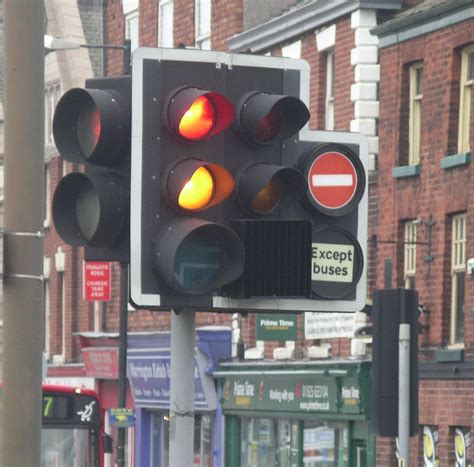 Smart Traffic Light System 的图像结果