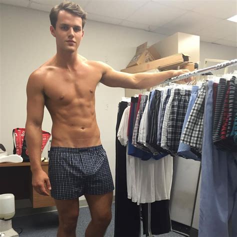 List 90+ Pictures Men In Boxers Pictures Sharp