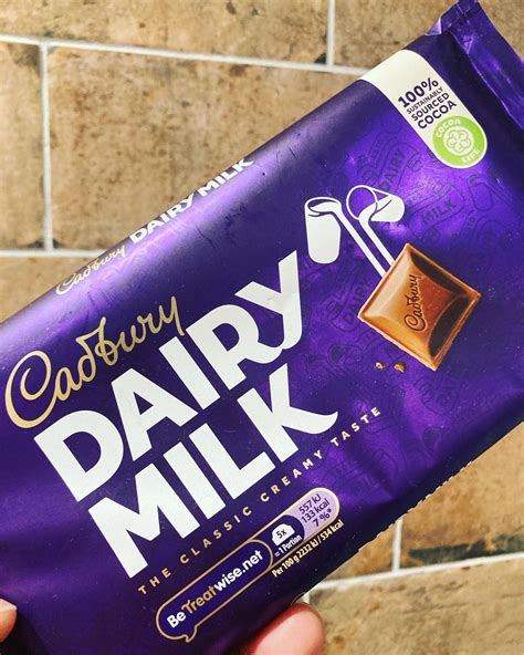 Cadbury Dairy Milk (History, Pictures & Commercials) - Snack History