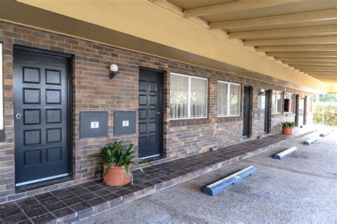 SMART MOTELS BERT HINKLER (Bundaberg) - Inn Reviews, Photos, Rate ...