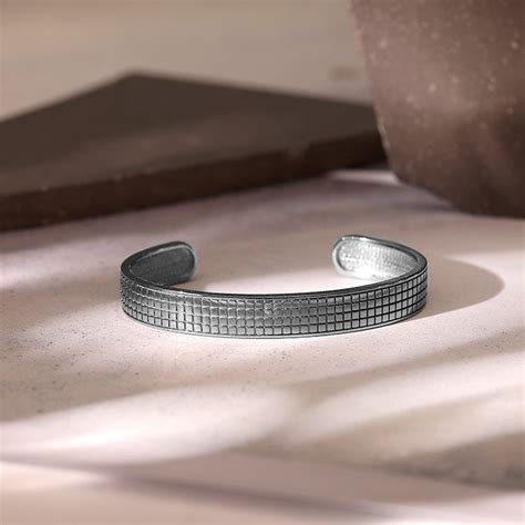 Black Rhodium Textured Kada | Men's Bracelet – GIVA