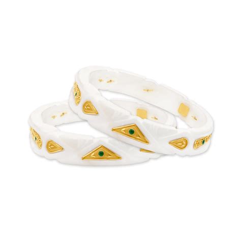 Radiant White Shakha Gold Bangle