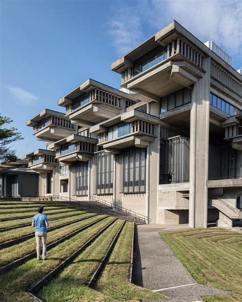 Darren Bradley on Instagram: "UMASS Dartmouth Library by Paul Rudolph ...