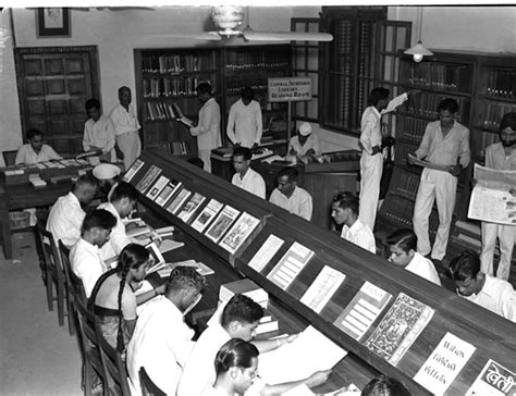 The mystery of an iconic Partition photograph | कारवां